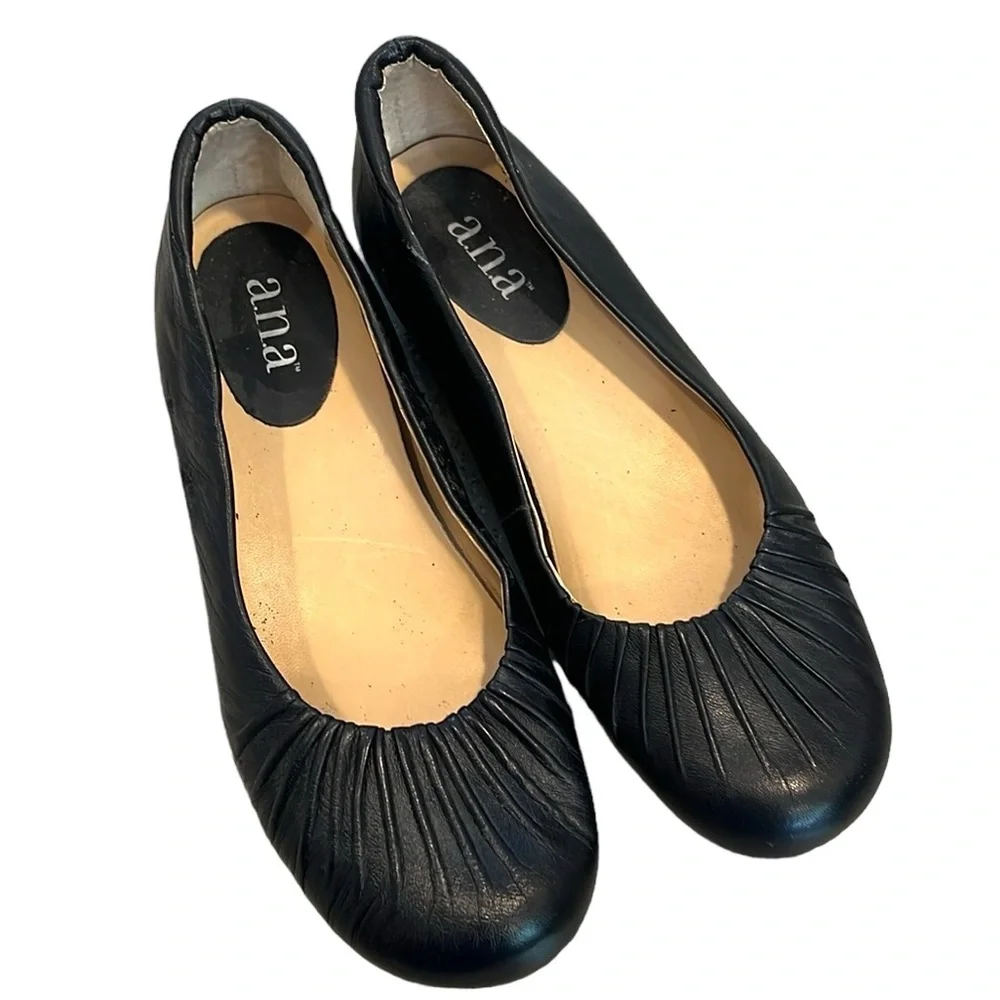 A.N.A. ROUNDED TOE LEATHER BALLET FLATS BLACK SIZE 6.5M
